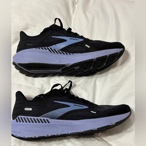 Brooks Launch GTS women’s running shoes never worn size 7.5